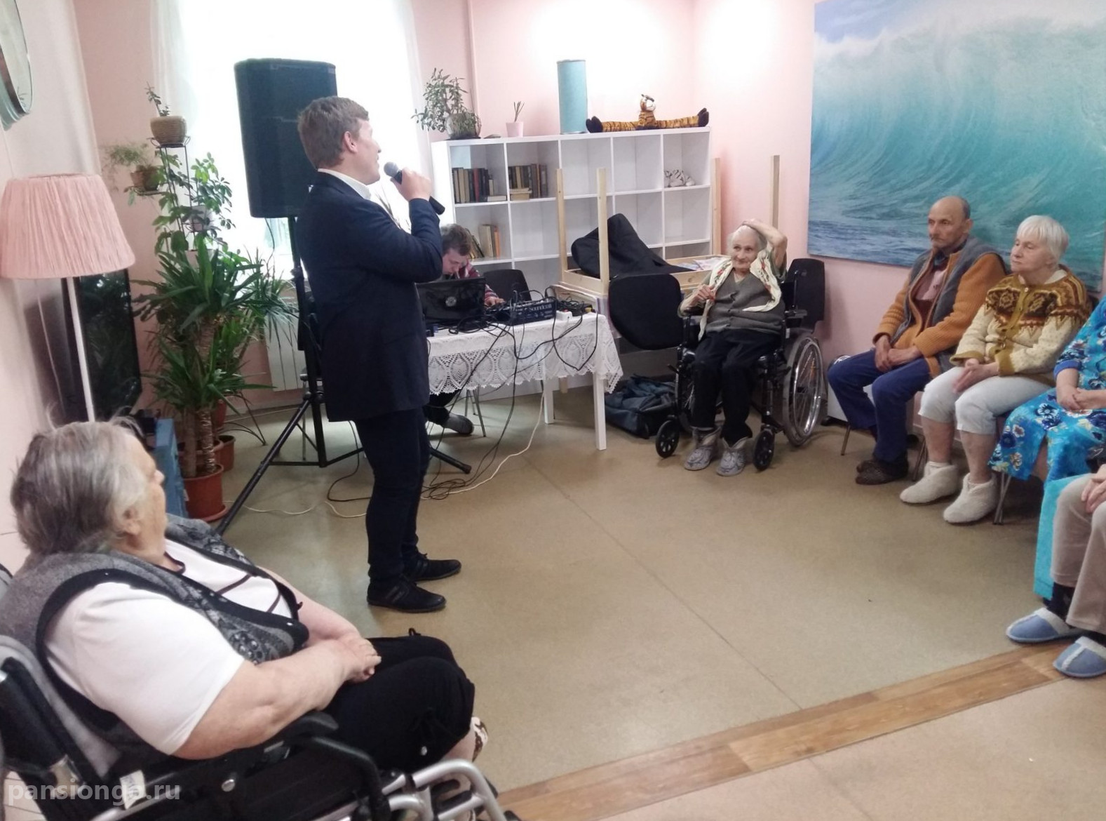 дом престарелых спб концерт. дом престарелых ялта. кшаушский дом престарелых. холл в доме престарелых. дом престарелых ялта.